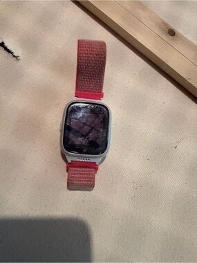 Cosmo kids Pink Smartwatch